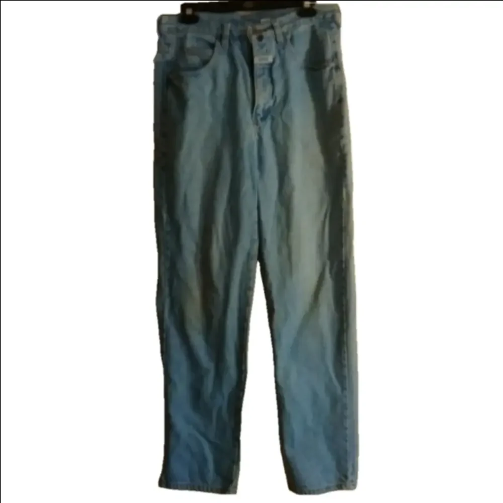 MFG Girbaud size 31 retro/ vintage size 31 jeans. Great fit and style.
